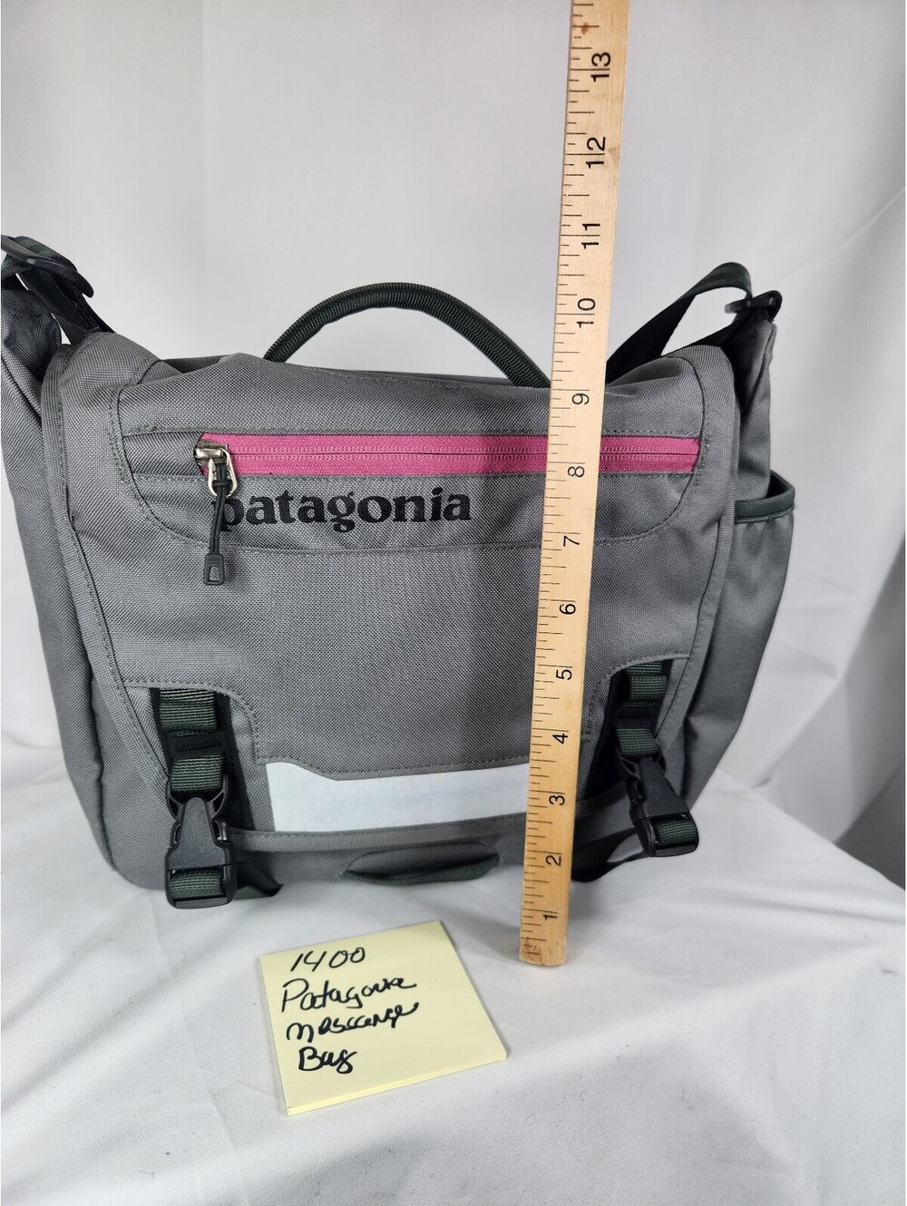 Patagonia Gray Messenger Bag Pink Zipper Dual Buckle Crossbody Like New